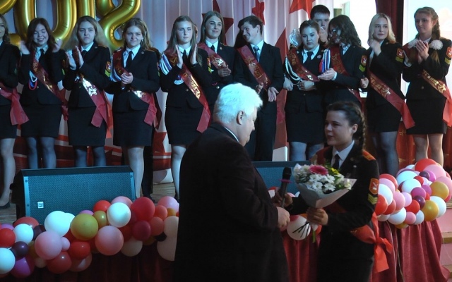 "Последний звонок" - улыбки и слезы!